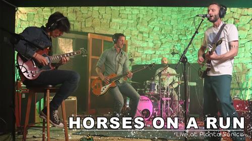Horses on a run (Live at Planta Sónica)