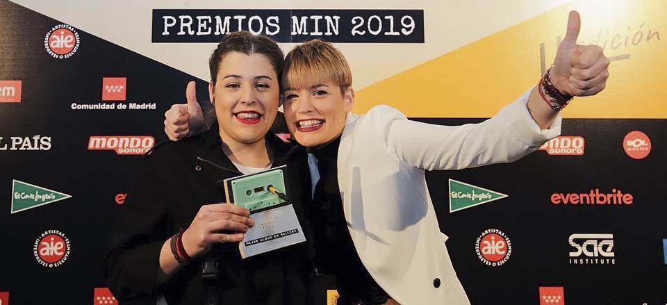 OLAIA, SABELA E AÍDA CÓANSE ENTRE CAYETANO E CAROLINA OLAIA, SABELA E AÍDA CÓANSE ENTRE CAYETANO E CAROLINA