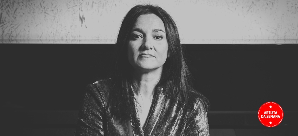 GUADI GALEGO: «TODAS AS MÚSICAS REPARAN, UNHAS CONSOLIDAN E OUTRAS RACHAN, ALGUNHAS DOEN E OUTRAS CALMAN» GUADI GALEGO: «TODAS AS MÚSICAS REPARAN, UNHAS CONSOLIDAN E OUTRAS RACHAN, ALGUNHAS DOEN E OUTRAS CALMAN»