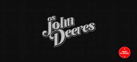 OS JOHN DEERES: ‘CINZAS’, O EP QUE XORDE DE «REMEXER NAS ASCUAS PARA PRENDER LUME DE NOVO»