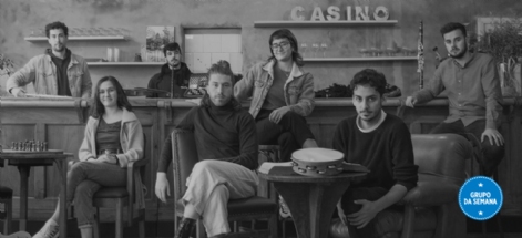 DE NINGHURES: «FACEMOS MÚSICA CON CONCIENCIA E CONSCIENCIA GALEGA, COS PÉS CHANTADOS NO PAÍS E OS BRAZOS ABERTOS AO QUE VEÑA»